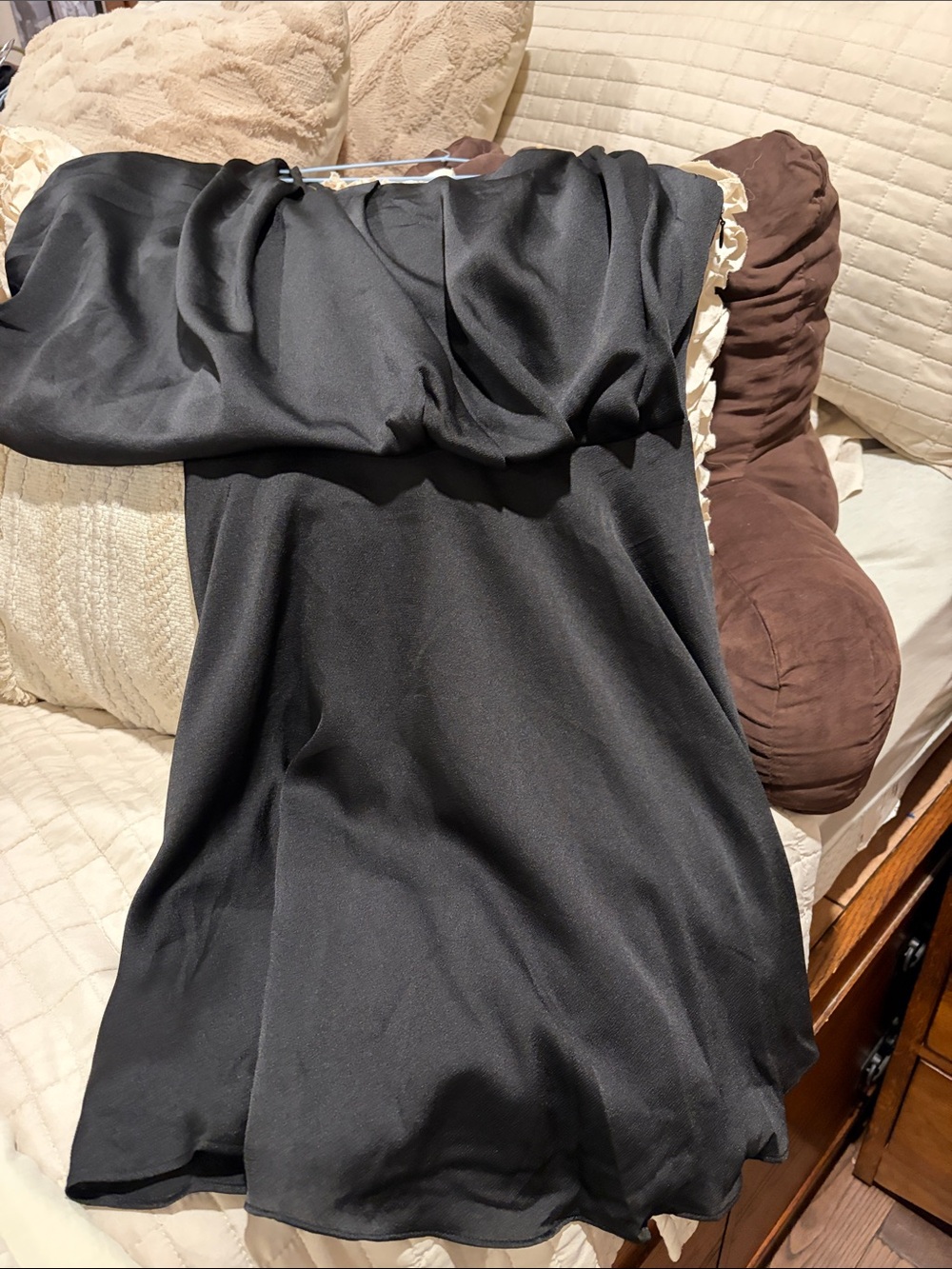 DO+BE Black Strapless Satin Evening Dress